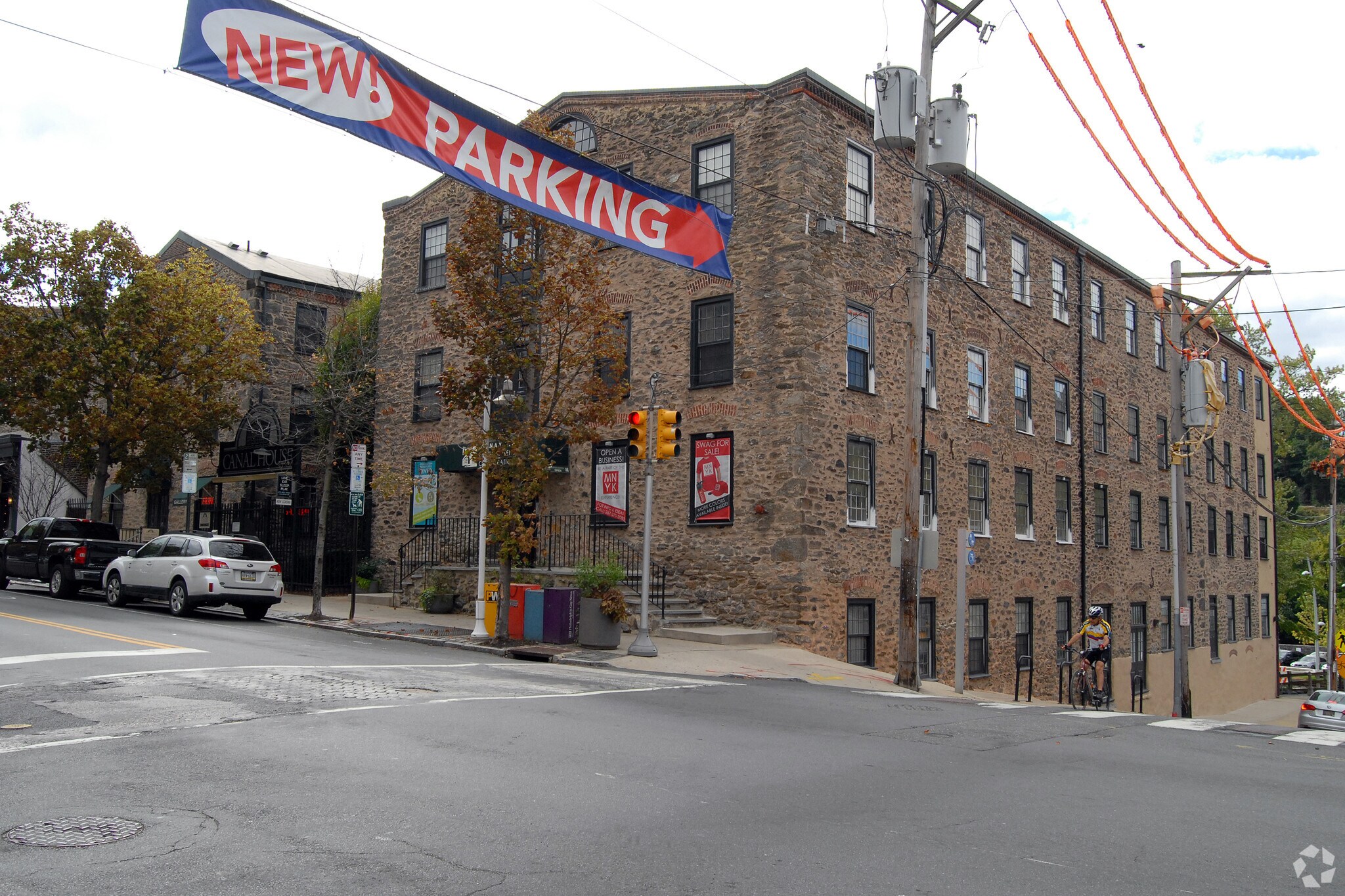 4312 Main St, Philadelphia, PA à louer Photo principale- Image 1 de 67