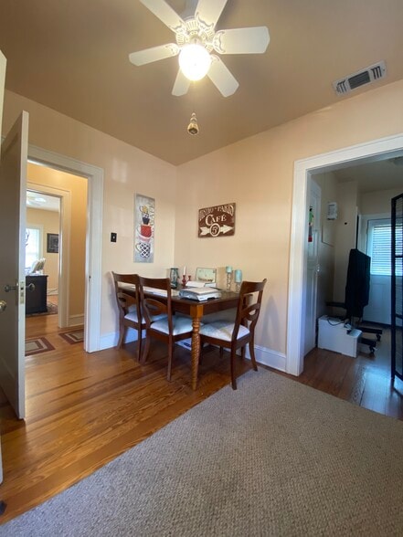 306 S Tennessee St, McKinney, TX for sale - Building Photo - Image 2 of 16