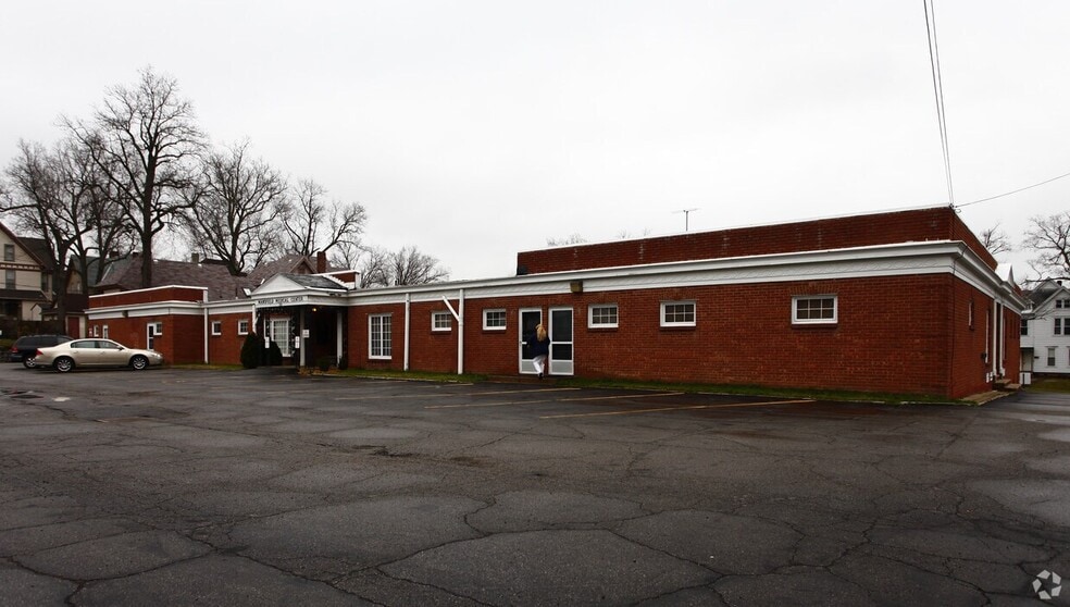 120 Sturges Ave, Mansfield, OH à vendre - Photo du bâtiment - Image 2 de 49