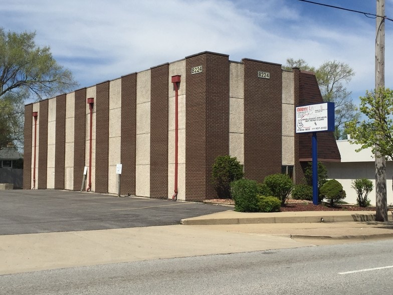 8224 Calumet Ave, Munster, IN for lease - Building Photo - Image 3 of 26