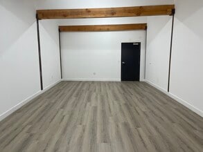 904 Wall St, Los Angeles, CA for lease Interior Photo- Image 1 of 4