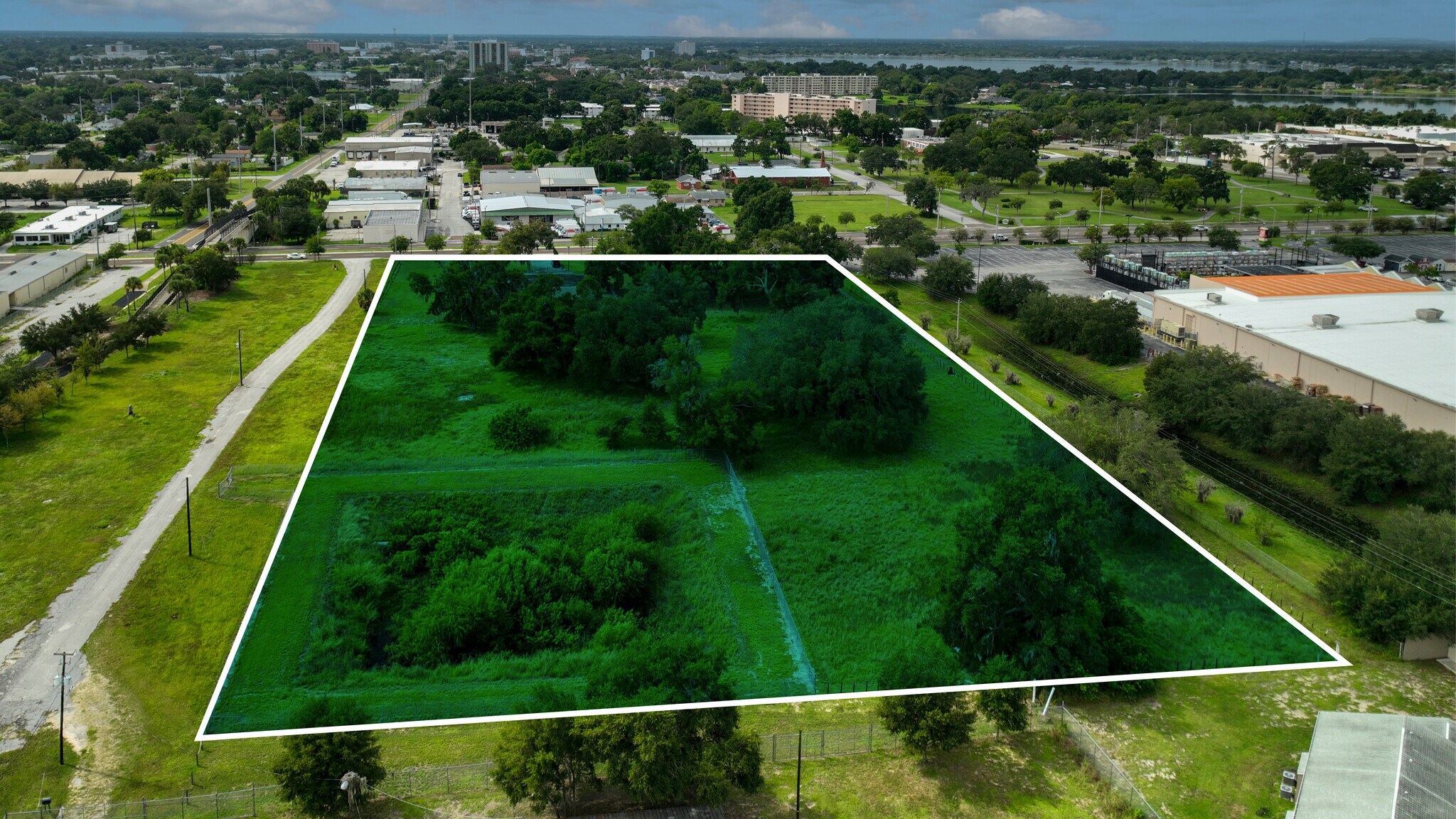 511 Martin Luther King Blvd NW, Winter Haven, FL à vendre Aérien- Image 1 de 6
