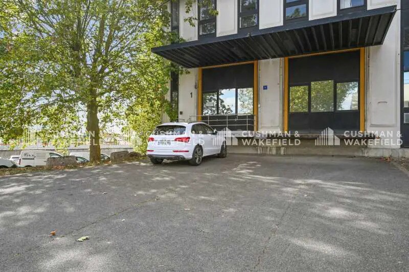 18 Rue De L'Esterel, Rungis à louer - Photo du bâtiment - Image 3 de 13