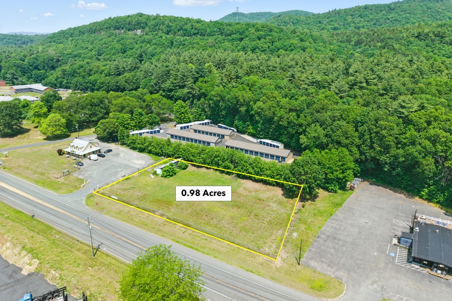 5 Clark Mountain Rd, Sunderland, MA for lease - Primary Photo - Image 1 of 5