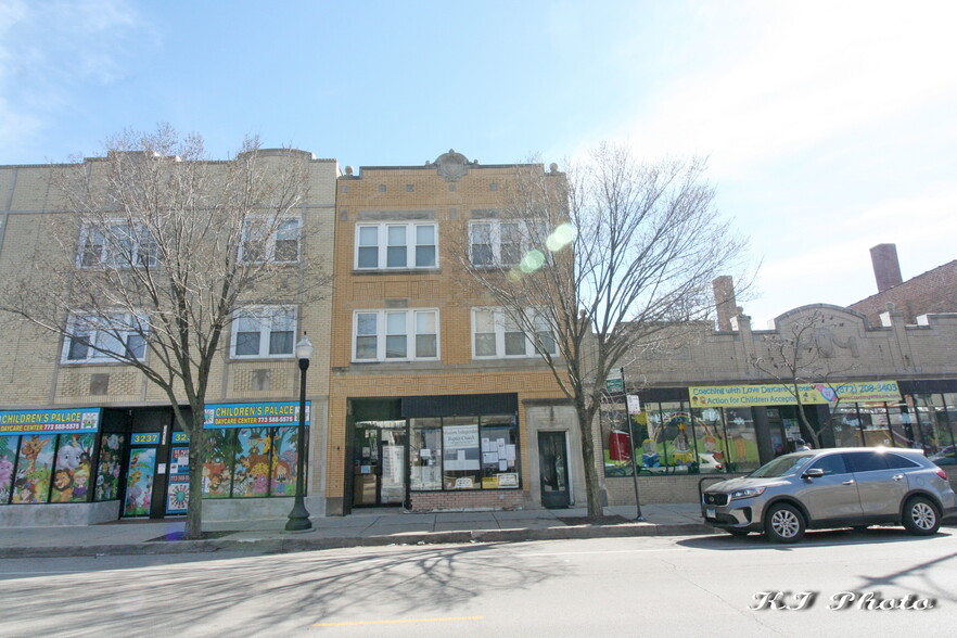 3239 W Bryn Mawr Ave, Chicago, IL à vendre - Photo du bâtiment - Image 1 de 1