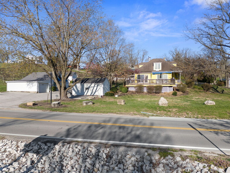 112 Defiance Rd, Defiance, MO à vendre - Photo principale - Image 1 de 66