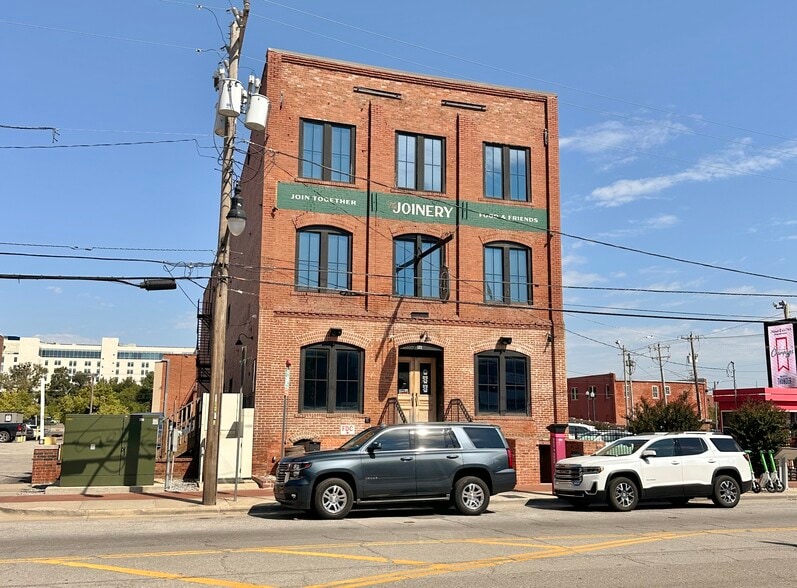 121 E Sheridan Ave, Oklahoma City, OK for lease - Building Photo - Image 1 of 7