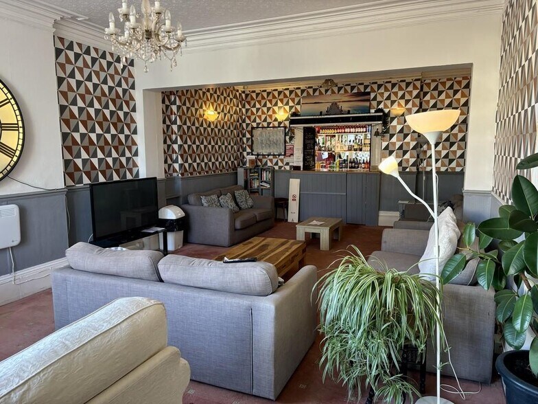 31 Dover St, Ryde à vendre - Photo du bâtiment - Image 3 de 24