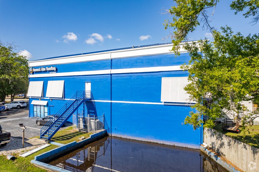 9102 N Dale Mabry Hwy, Tampa, FL à vendre - Photo du bâtiment - Image 3 de 31