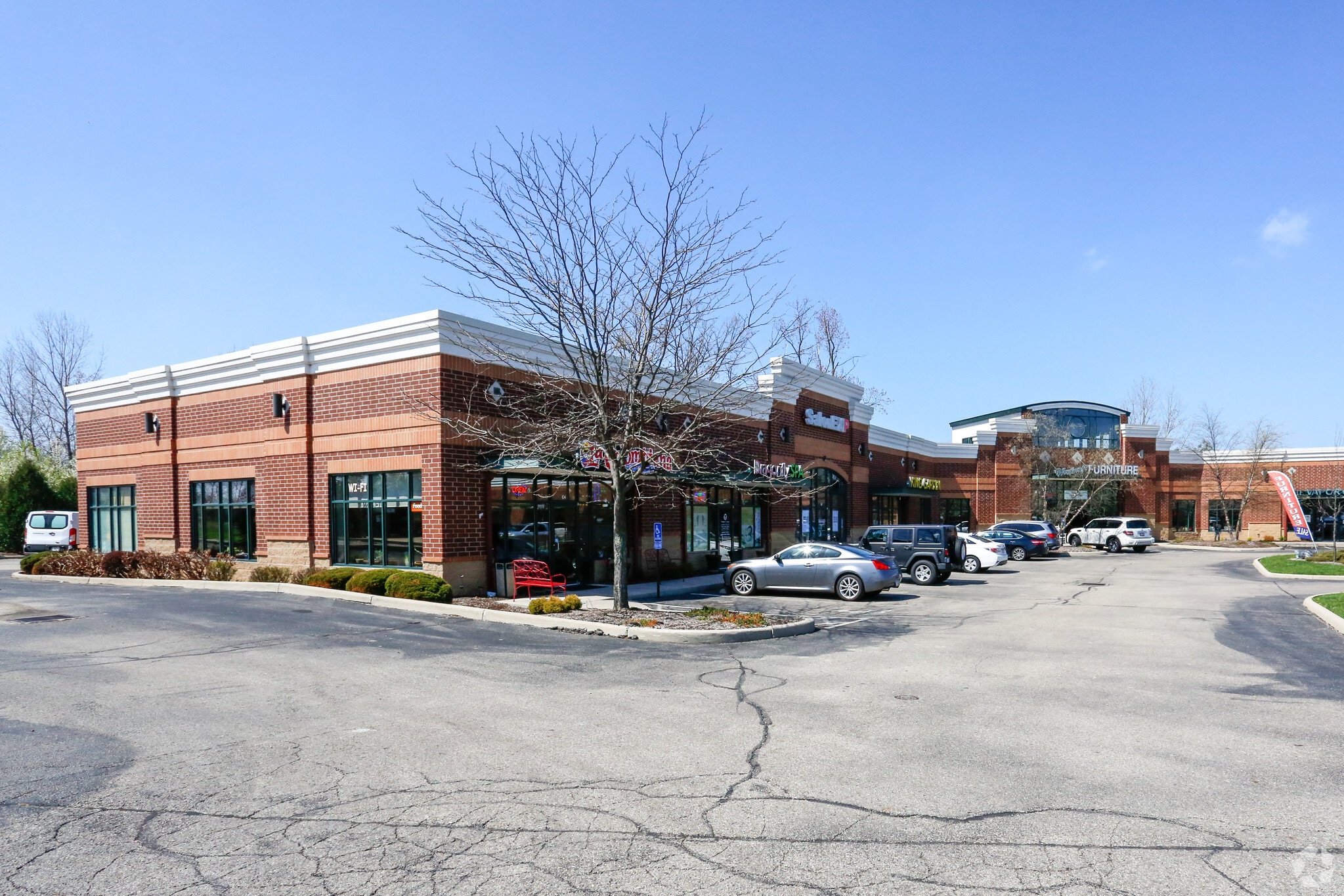 2495 Commons Blvd, Beavercreek, OH for lease Primary Photo- Image 1 of 4