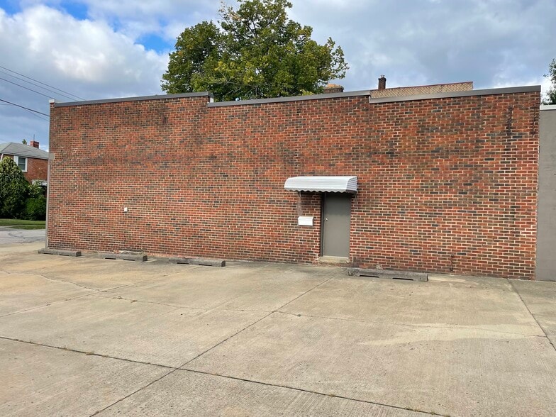 19807 Cherokee Ave, Cleveland, OH for sale - Building Photo - Image 2 of 2
