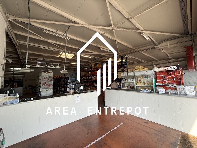 1496 Avenue Du Col De L'Ange, Gémenos for lease - Building Photo - Image 2 of 4