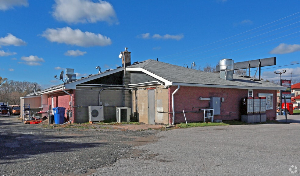 2363 E Taunton Rd, Clarington, ON for sale - Building Photo - Image 2 of 3