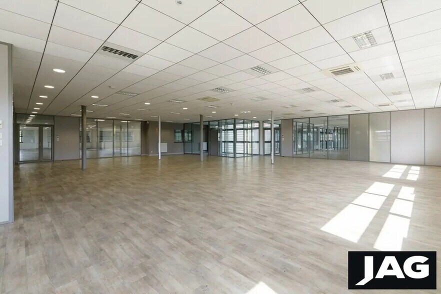 Bureau dans Miribel à louer - Photo intérieure - Image 3 de 10