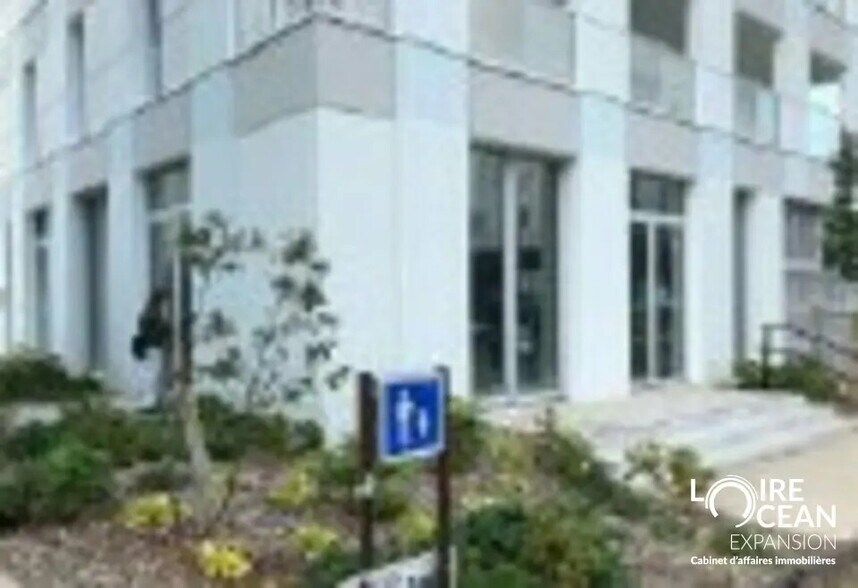 Commerce de détail dans Nantes à vendre - Photo du bâtiment - Image 2 de 5