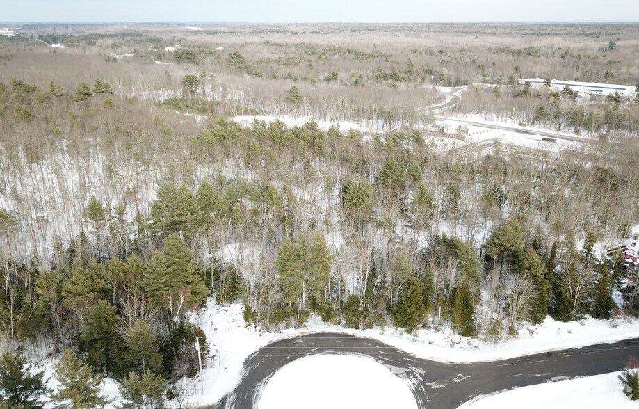 10 Enterprise Dr, Arundel, ME for sale - Primary Photo - Image 1 of 7