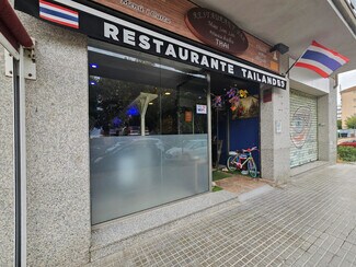 Plus de détails pour Multi-résidentiel à vendre