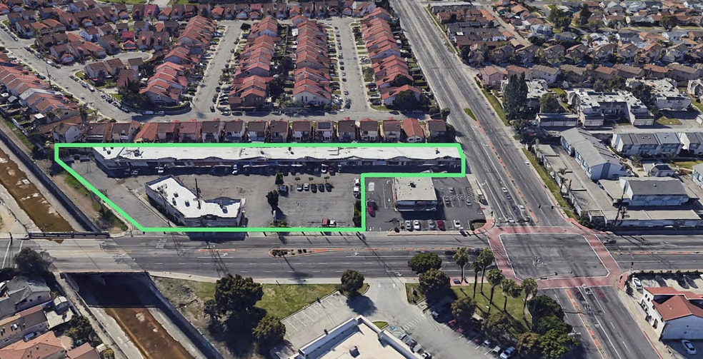 700-738 W Compton Blvd, Compton, CA for sale - Aerial - Image 3 of 8