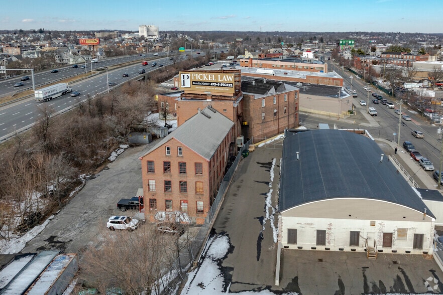 25 Wells St, Bridgeport, CT for lease - Aerial - Image 2 of 4