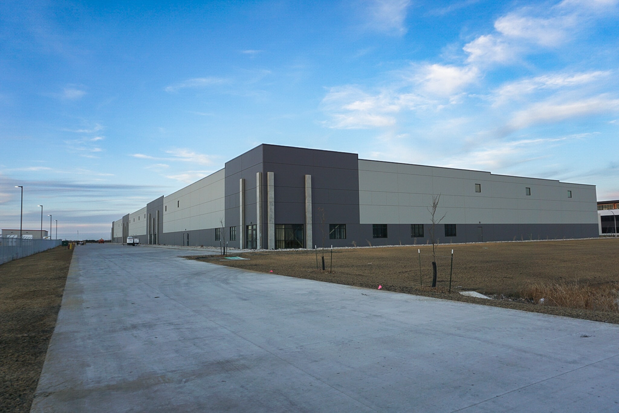 2466 42nd St N, Fargo, ND for lease Primary Photo- Image 1 of 8