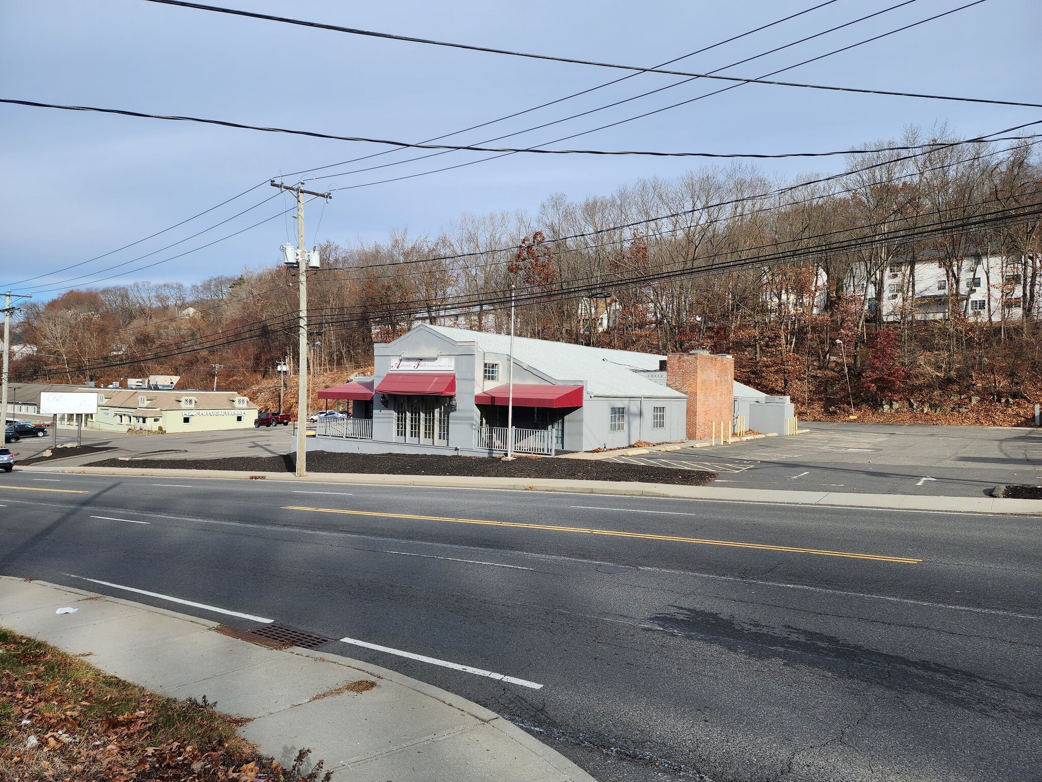 496 Chase Ave, Waterbury, CT for lease Building Photo- Image 1 of 12