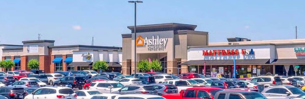 840 Ernest West Barrett Pky, Kennesaw, GA for lease - Building Photo - Image 2 of 19