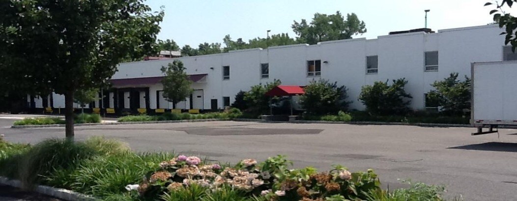 50 Morton St, East Rutherford, NJ à louer Photo du bâtiment- Image 1 de 7