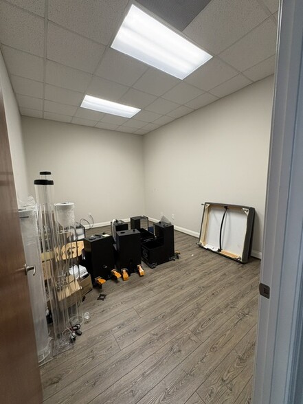 2803 Greystone Commercial Blvd, Birmingham, AL for sale - Building Photo - Image 3 of 7