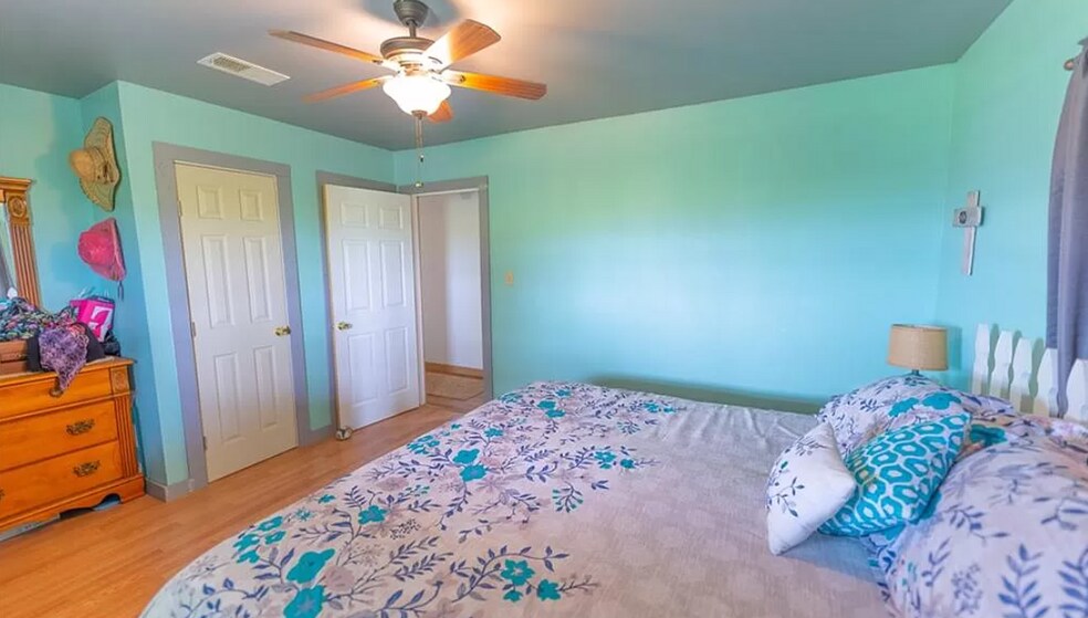 3820 county road 211, Bertram, TX à louer - Photo du bâtiment - Image 3 de 7