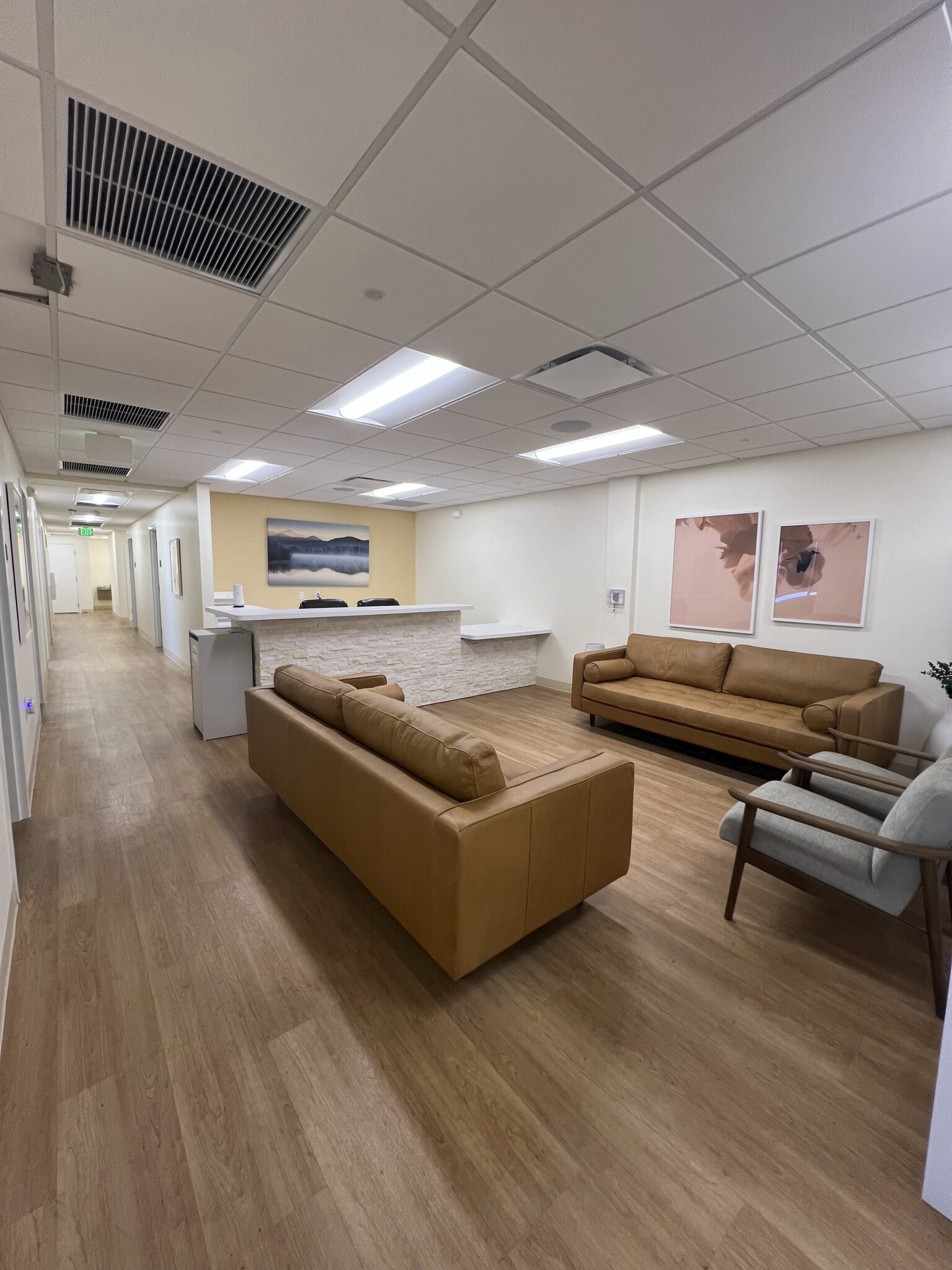 18250 Roscoe Blvd, Northridge, CA for lease Interior Photo- Image 1 of 7