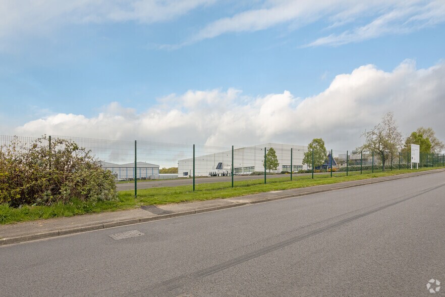 Don Pedro Av, Normanton à louer - Photo du bâtiment - Image 3 de 3