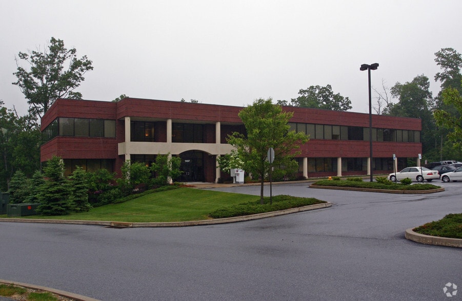 1487 Dunwoody Dr, West Chester, PA à vendre - Photo principale - Image 1 de 2