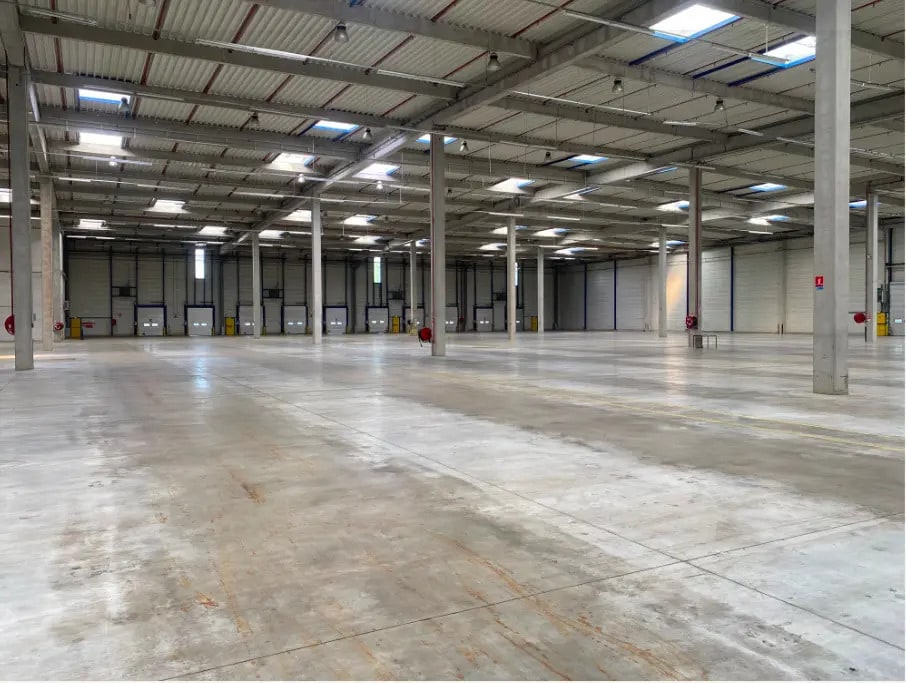 Industriel dans Goussainville à louer Photo intérieure- Image 1 de 16