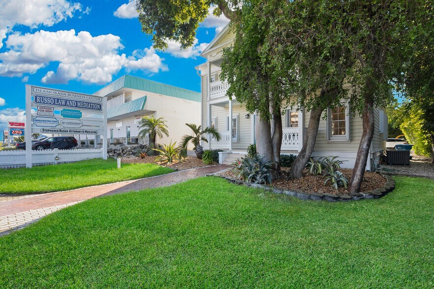 88101 Old Hwy, Islamorada, FL à vendre - Photo du bâtiment - Image 3 de 43