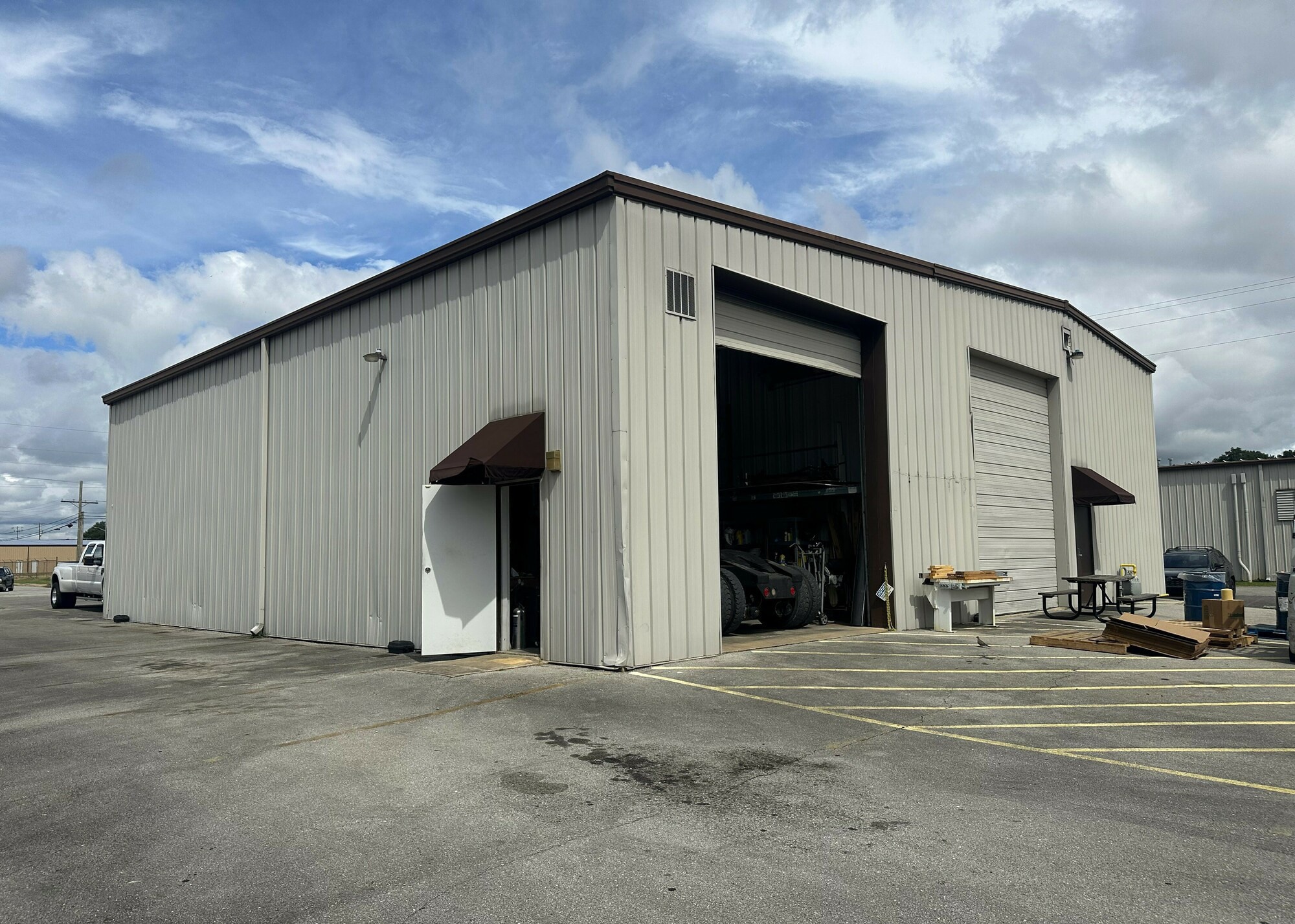 201 Pride Ln, Decatur, AL à louer Photo du bâtiment- Image 1 de 12