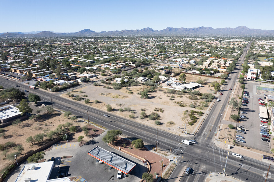 4137 N 1st Ave, Tucson, AZ à vendre - Photo du bâtiment - Image 3 de 5