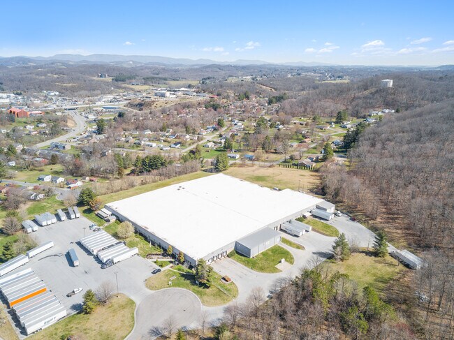 Plus de détails pour 280 Thomas Rd, Bristol, VA - Industriel à vendre