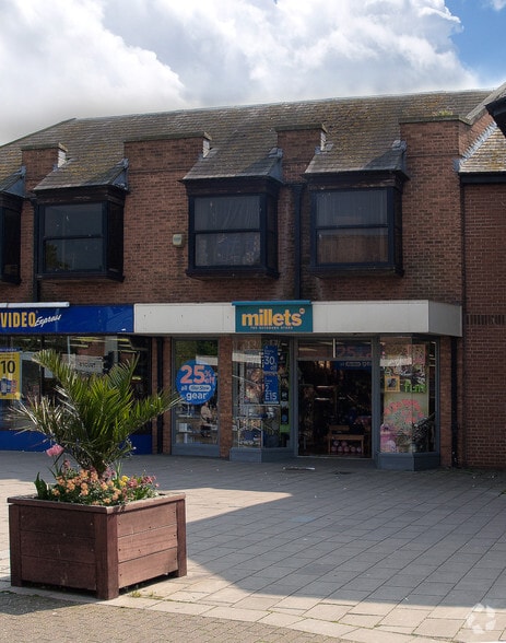 42-44 Chapel St, Exmouth for sale - Primary Photo - Image 1 of 2