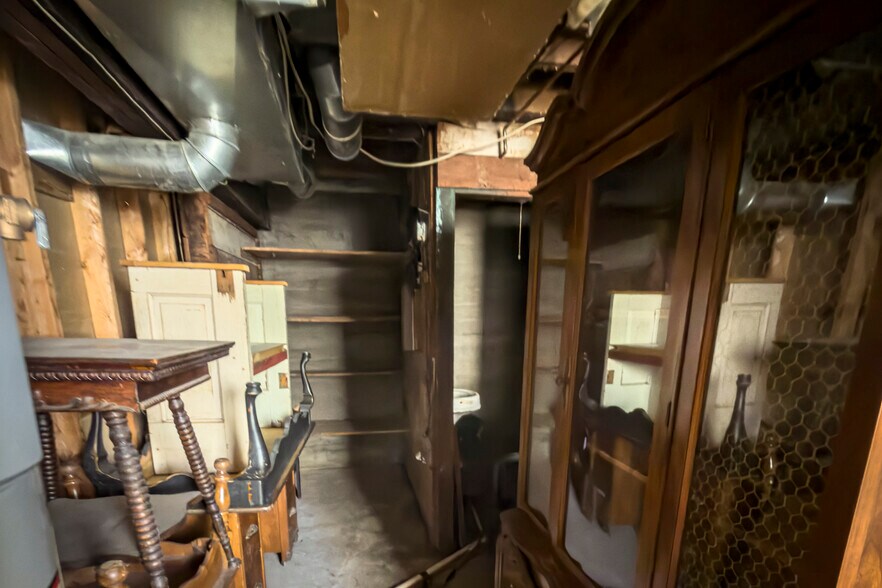 138 N Linden St, Lamoni, IA à vendre - Photo du bâtiment - Image 2 de 10