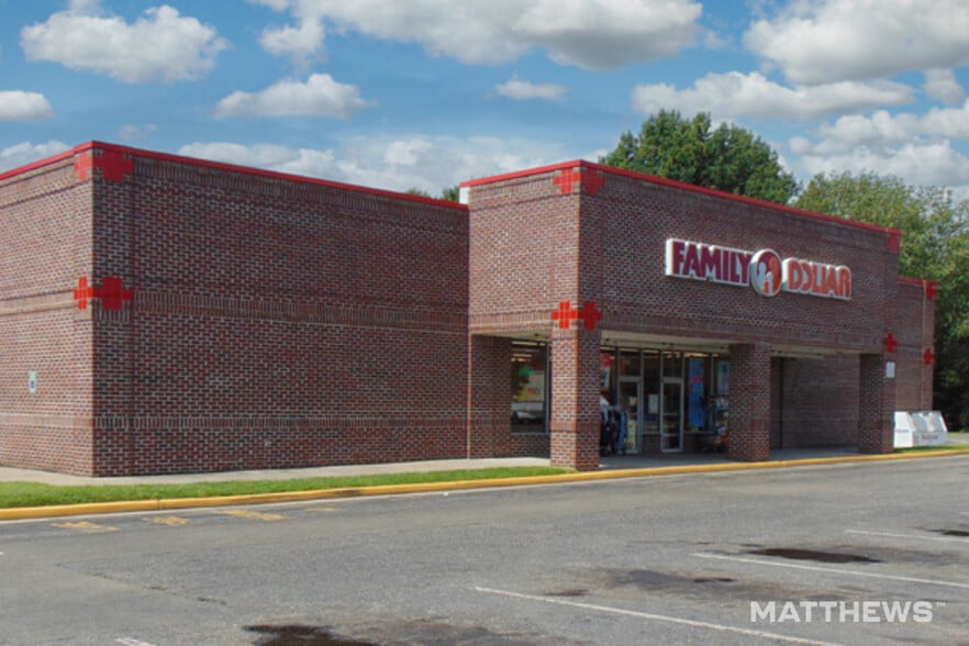 5620 Hull Street Rd, Richmond, VA for sale - Building Photo - Image 1 of 3