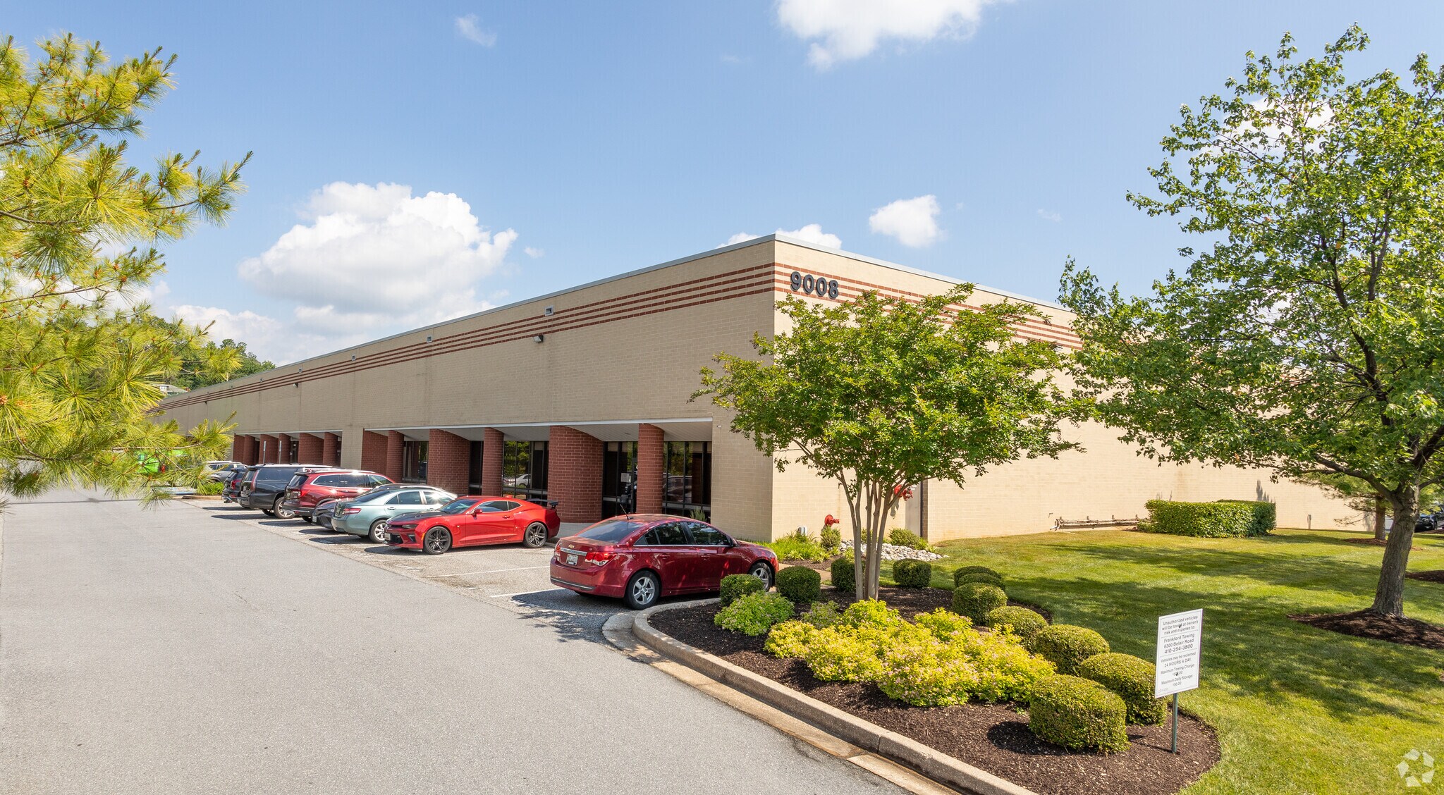 9008 Yellow Brick Rd, Rosedale, MD à louer Photo du bâtiment- Image 1 de 5