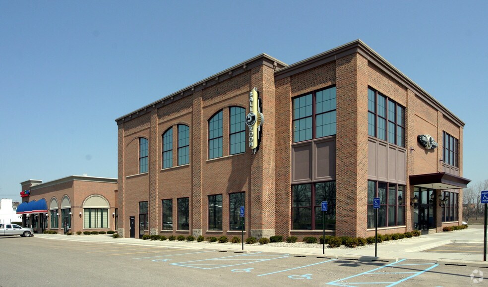 25750-25780 Novi Rd, Novi, MI à louer - Photo du bâtiment - Image 2 de 13