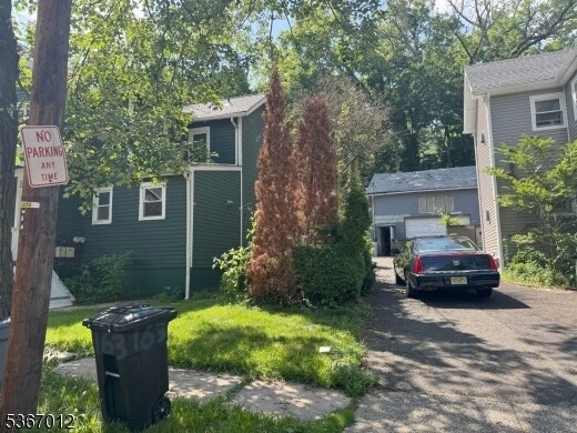 161 Church St, South Orange, NJ à vendre - Photo du bâtiment - Image 2 de 7