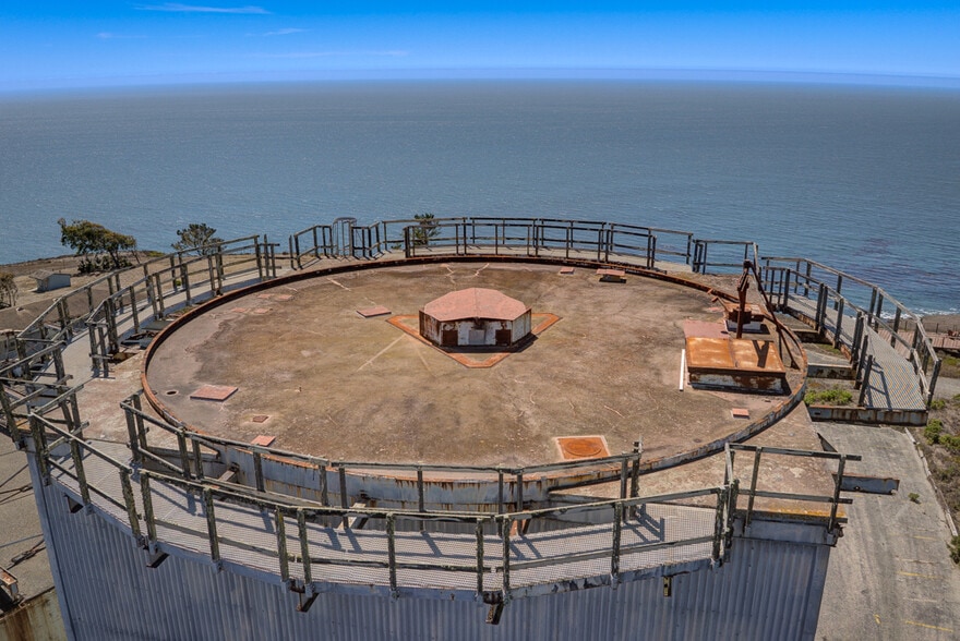 202 Monte Cristo Pl, Cambria, CA for sale - Primary Photo - Image 2 of 22