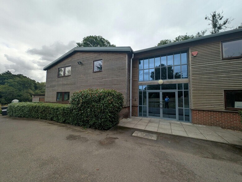 Poles Ln, Winchester à louer - Photo du bâtiment - Image 1 de 12