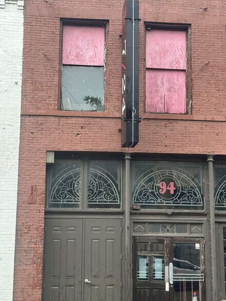 94 S Front St, Memphis, TN à vendre - Photo du bâtiment - Image 2 de 2