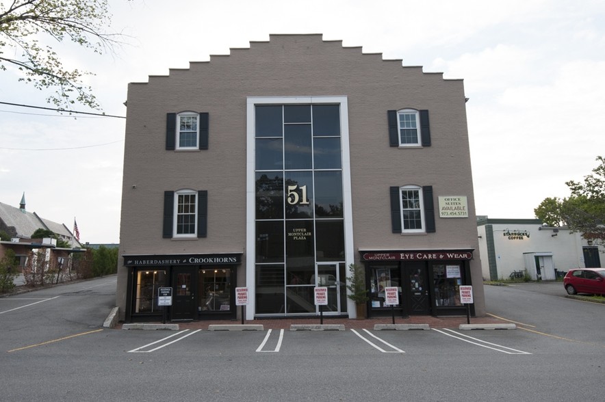 574 Valley Rd, Upper Montclair, NJ for lease - Building Photo - Image 1 of 8