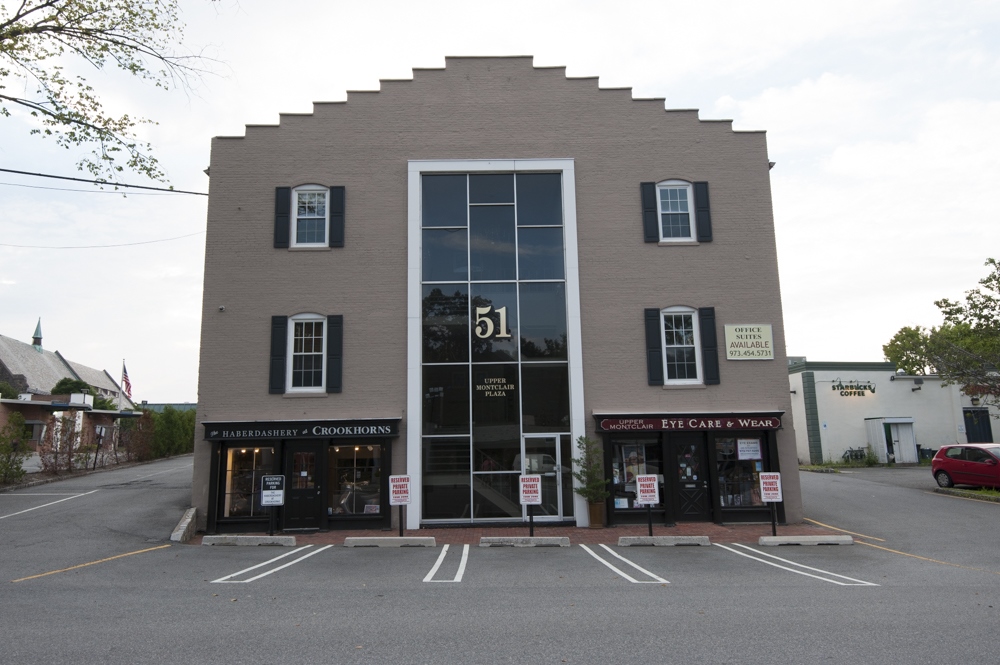 574 Valley Rd, Upper Montclair, NJ for lease Building Photo- Image 1 of 9