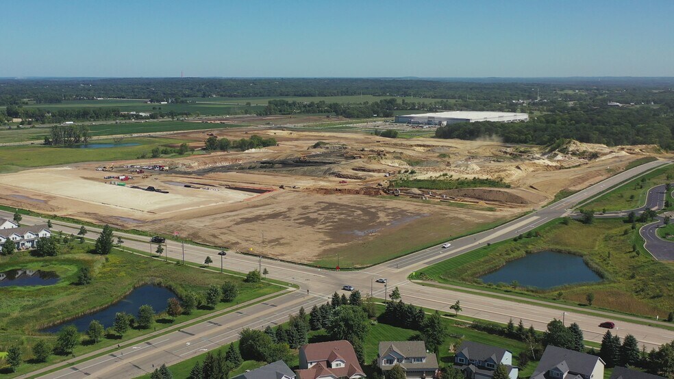 705 Settlers Ridge Pky, Woodbury, MN à vendre - Vidéo sur l’inscription commerciale - Image 3 de 8