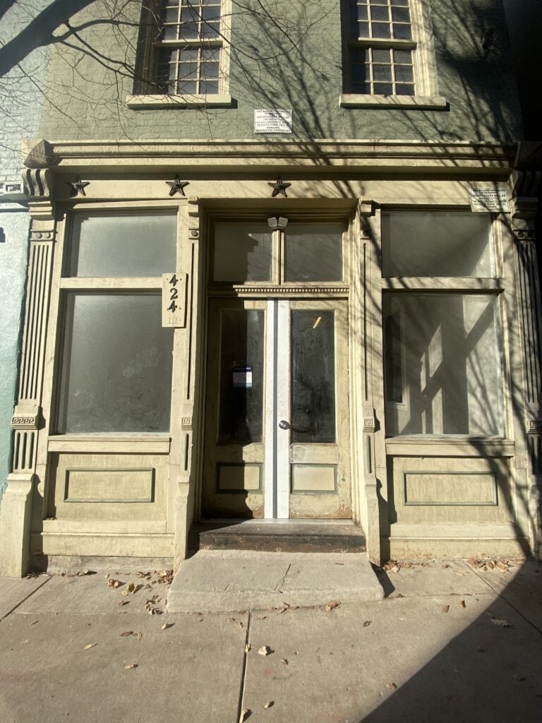 424 E Twelfth St, Cincinnati, OH for lease Primary Photo- Image 1 of 2
